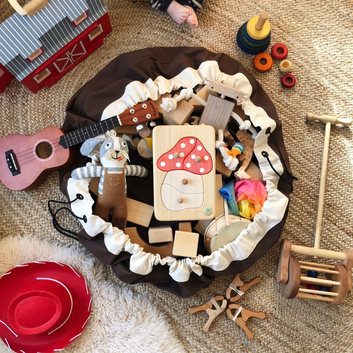 Huge, huge, GIVEAWAY! $700