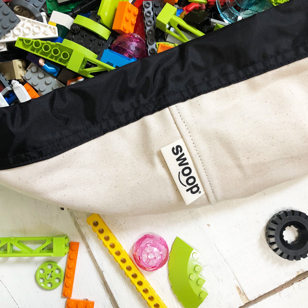 detail of swoop mini bag canvas natural color